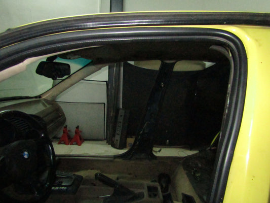 1992-1995 BMW 325 Sedan OEM Door Belt Line Weather Stripping - Front Left