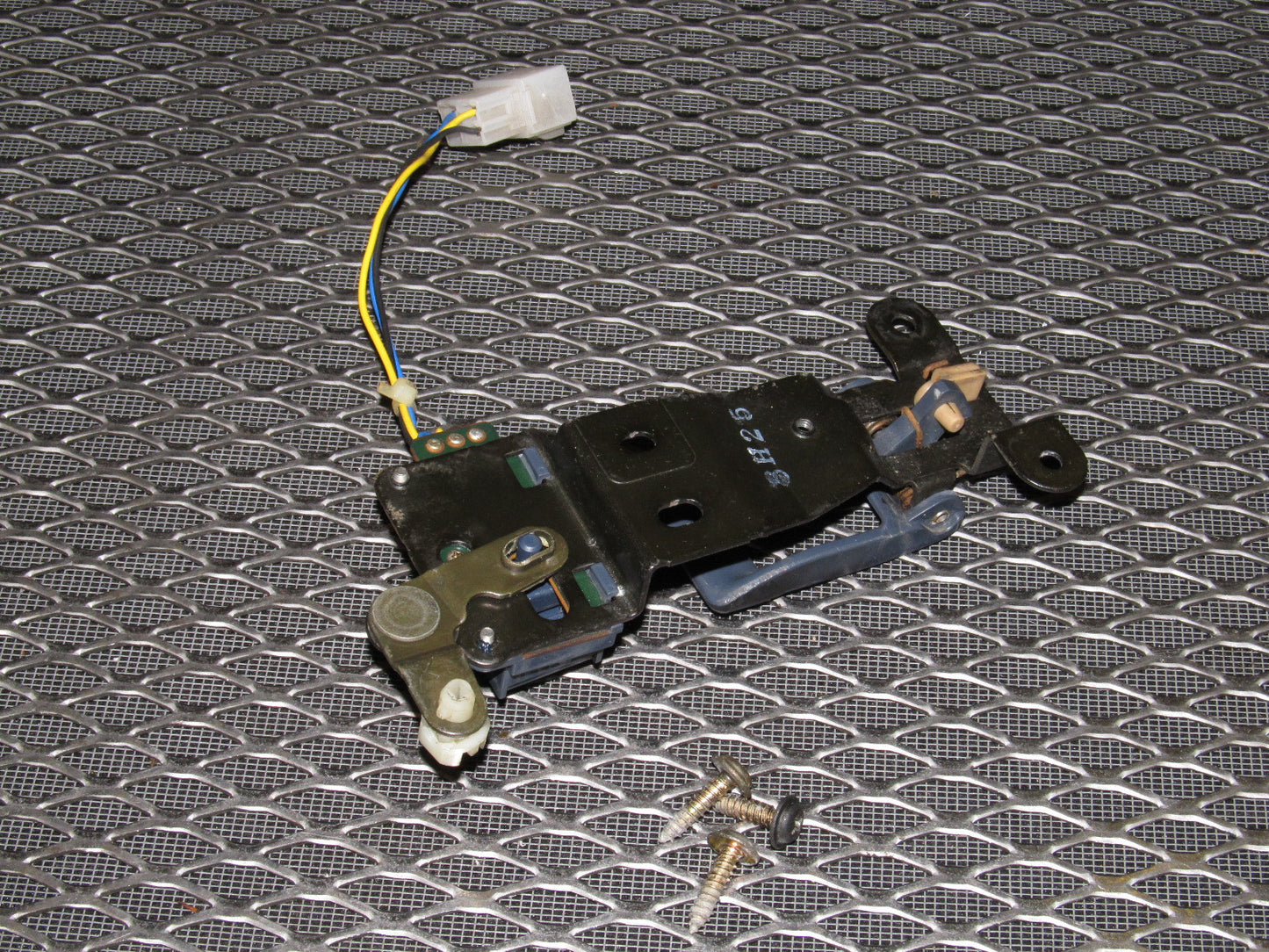 86 87 88 Mazda RX7 OEM Convertible Interior Door Handle - Left