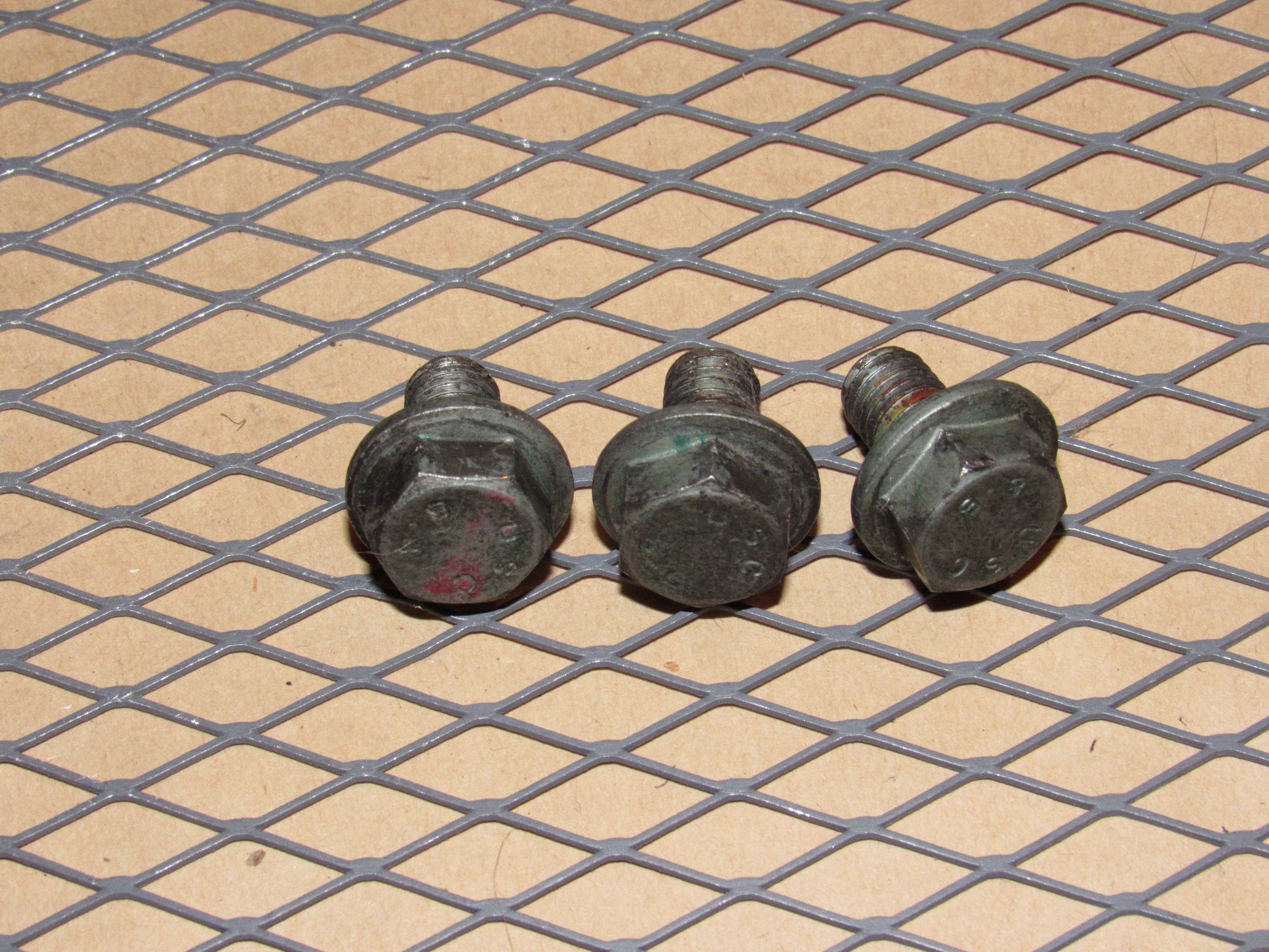 99 00 01 02 Porsche 911 Carrera OEM Power Steering Pump Pulley Mounting Bolt