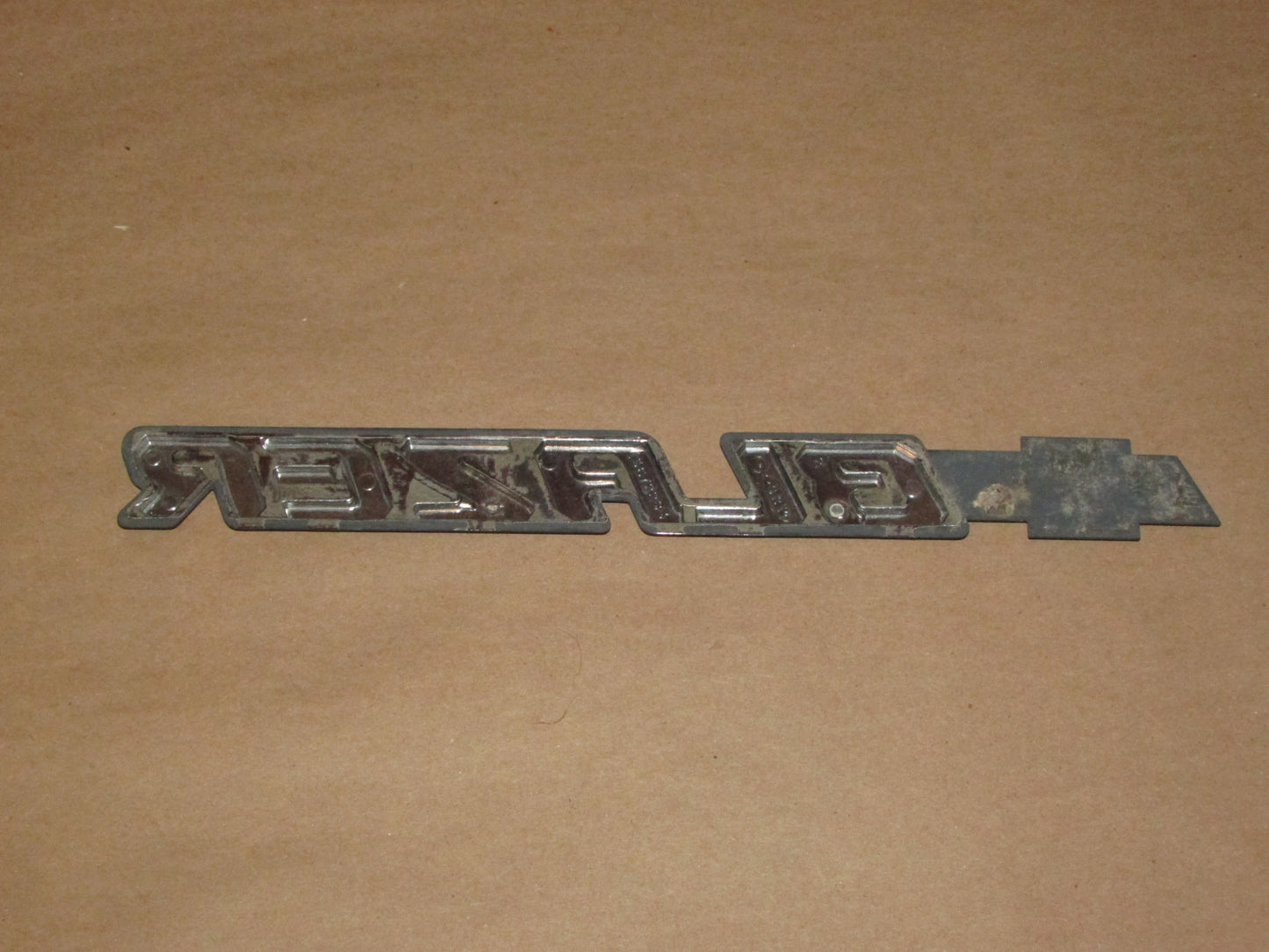 98 99 00 01 02 03 04 05 Chevrolet Blazer OEM Rear Door Tailgate Blazer Emblem Badge