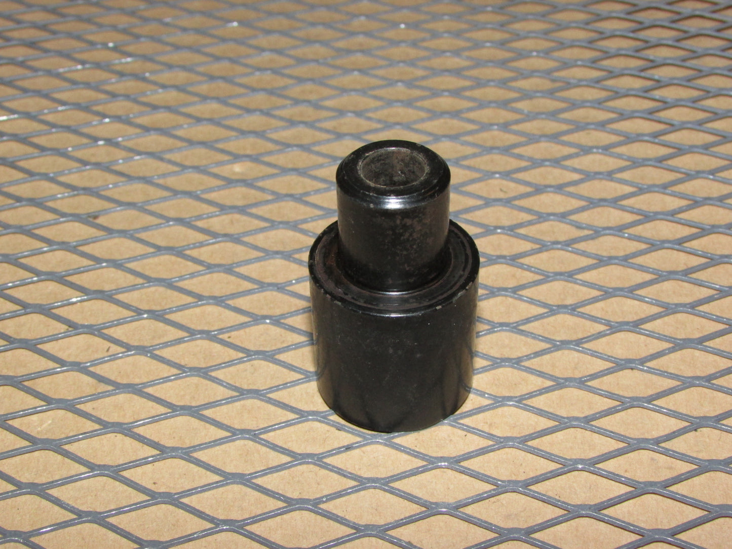 99 00 01 02 Porsche 911 Carrera OEM Tensioner Idler Pulley Mounting Spacer Bearing Adapter