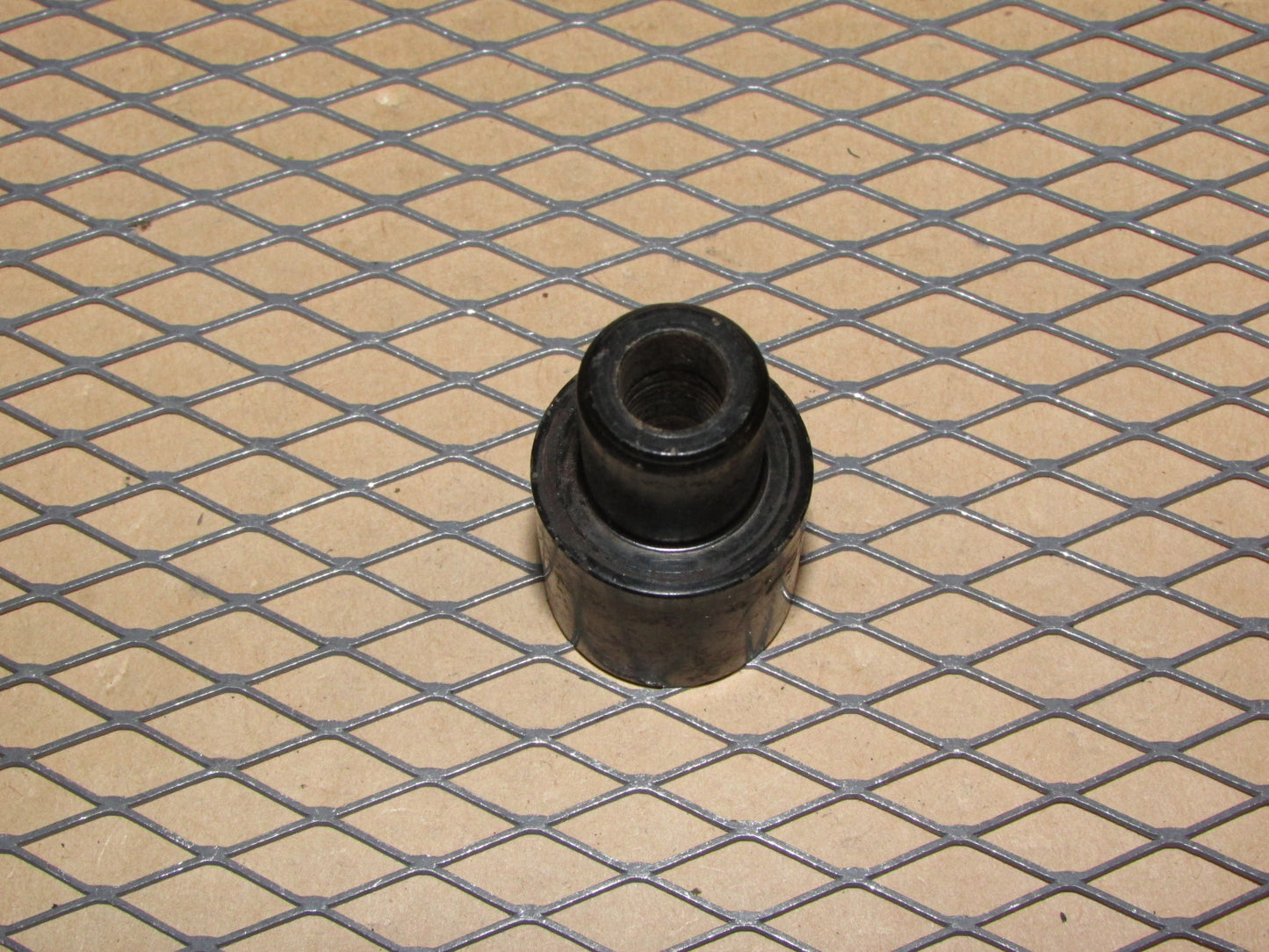 99 00 01 02 Porsche 911 Carrera OEM Tensioner Idler Pulley Mounting Spacer Bearing Adapter