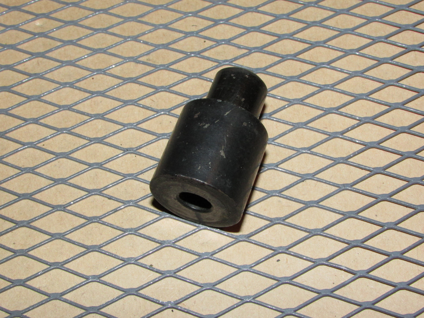 99 00 01 02 Porsche 911 Carrera OEM Tensioner Idler Pulley Mounting Spacer Bearing Adapter