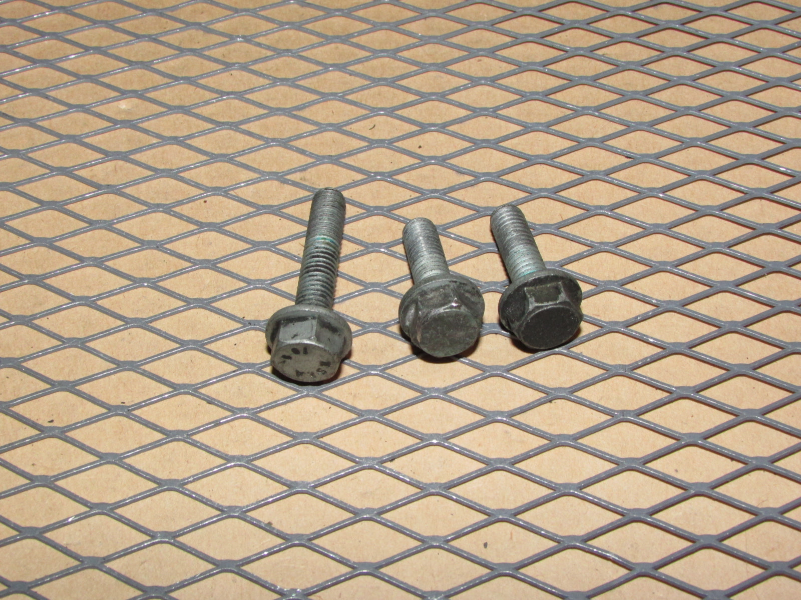 99 00 01 02 Porsche 911 Carrera OEM Alternator Bracket & Coolant Block Plate Fitting Bolt