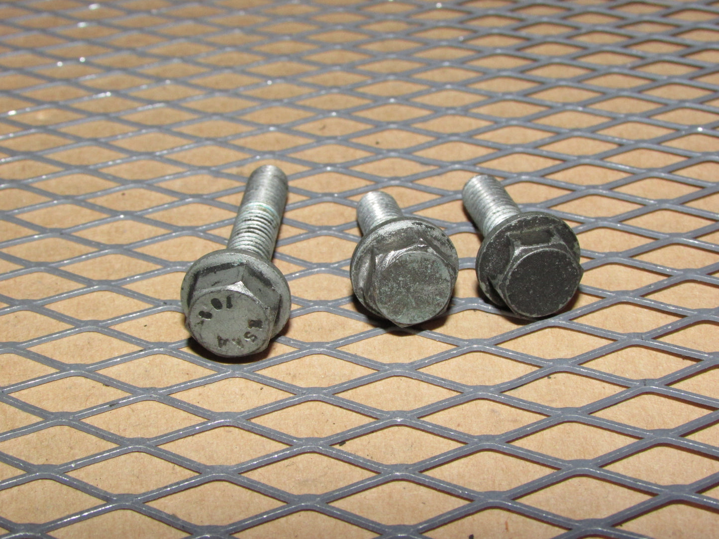 99 00 01 02 Porsche 911 Carrera OEM Alternator Bracket & Coolant Block Plate Fitting Bolt