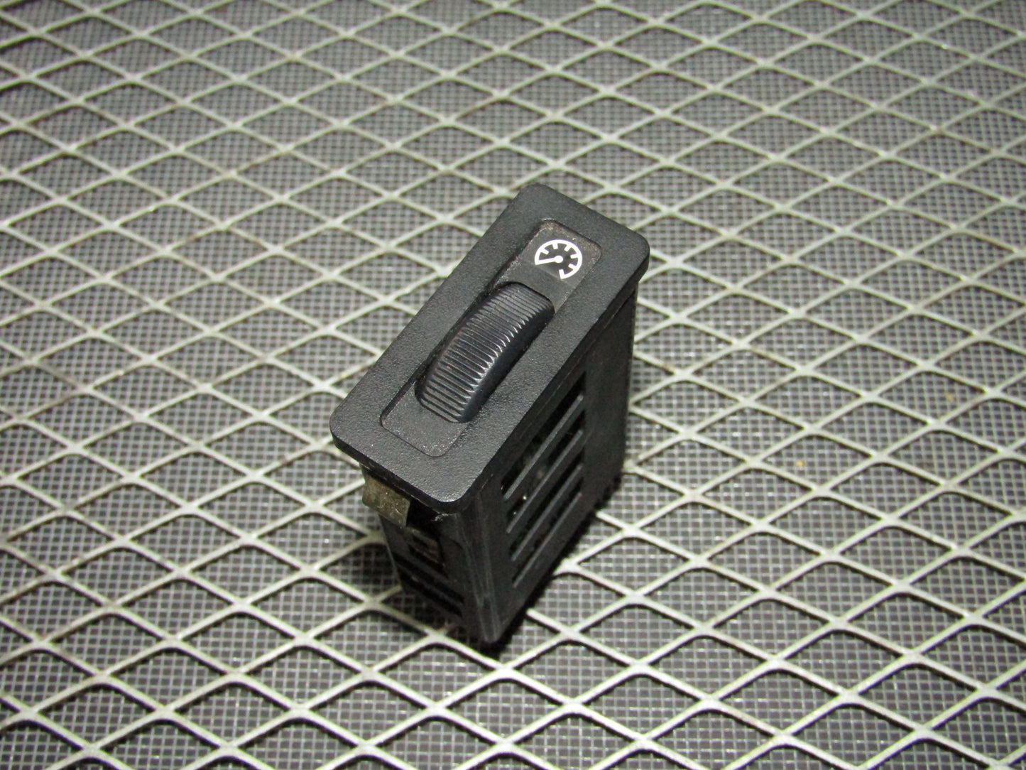 1992-1995 BMW 325 Sedan OEM Dimmer Light Switch