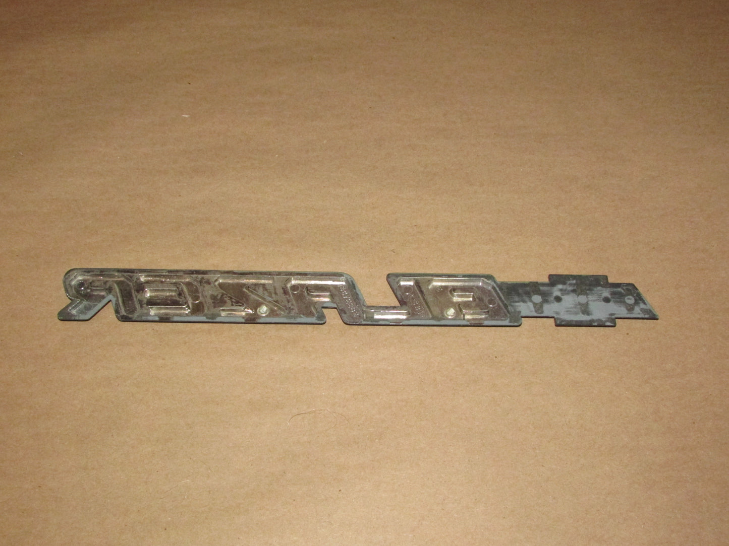 98 99 00 01 02 03 04 05 Chevrolet Blazer OEM Rear Door Tailgate Blazer Emblem Badge