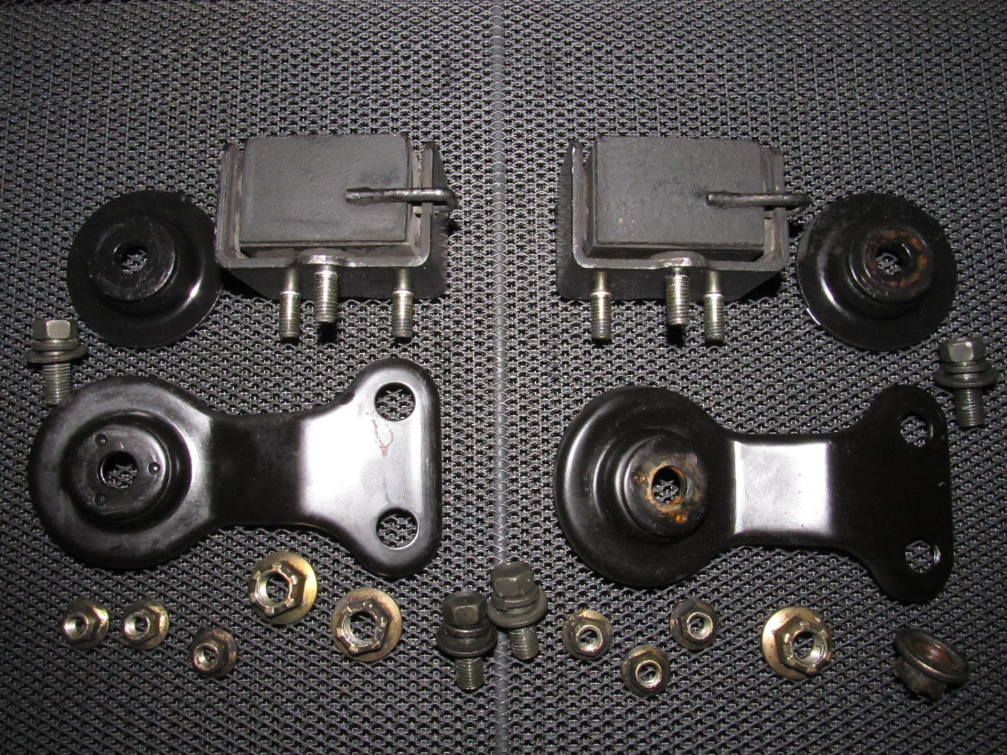 90-96 Nissan 300zx Rear Sub Frame Mount & Bracket - Rear Set