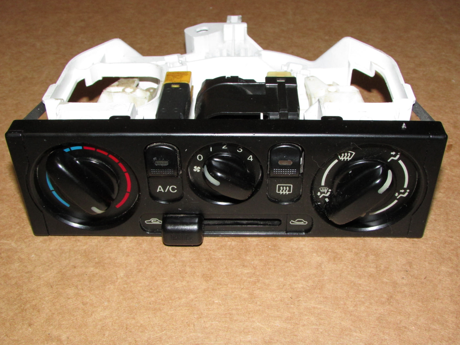 99 00 Mazda Miata OEM Hvac A/C Heater Climate Control Unit