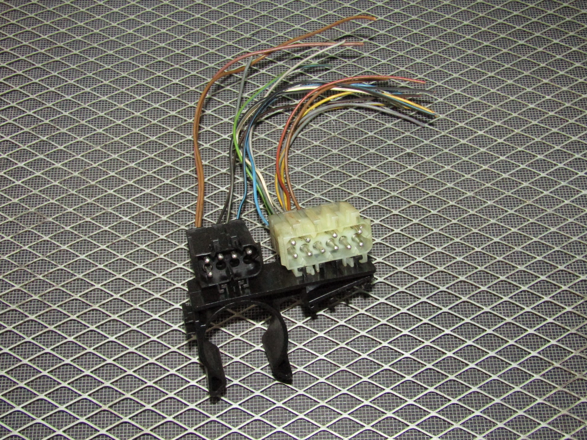 1992-1995 BMW 325 Sedan OEM Signal & Wiper Switch Pigtail Harness