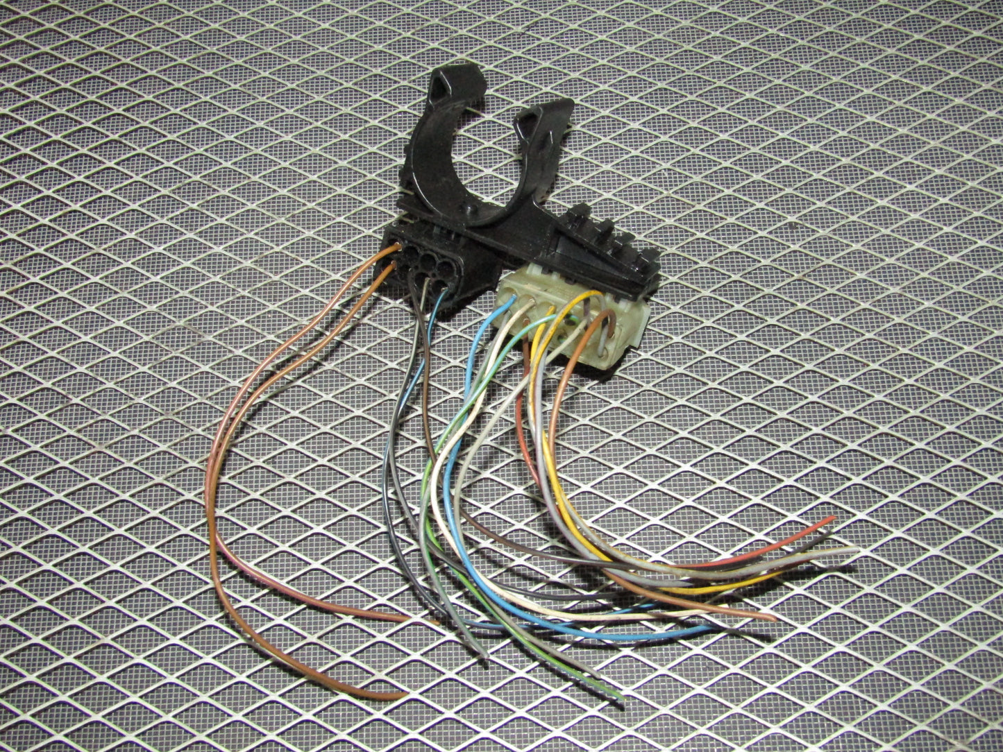1992-1995 BMW 325 Sedan OEM Signal & Wiper Switch Pigtail Harness