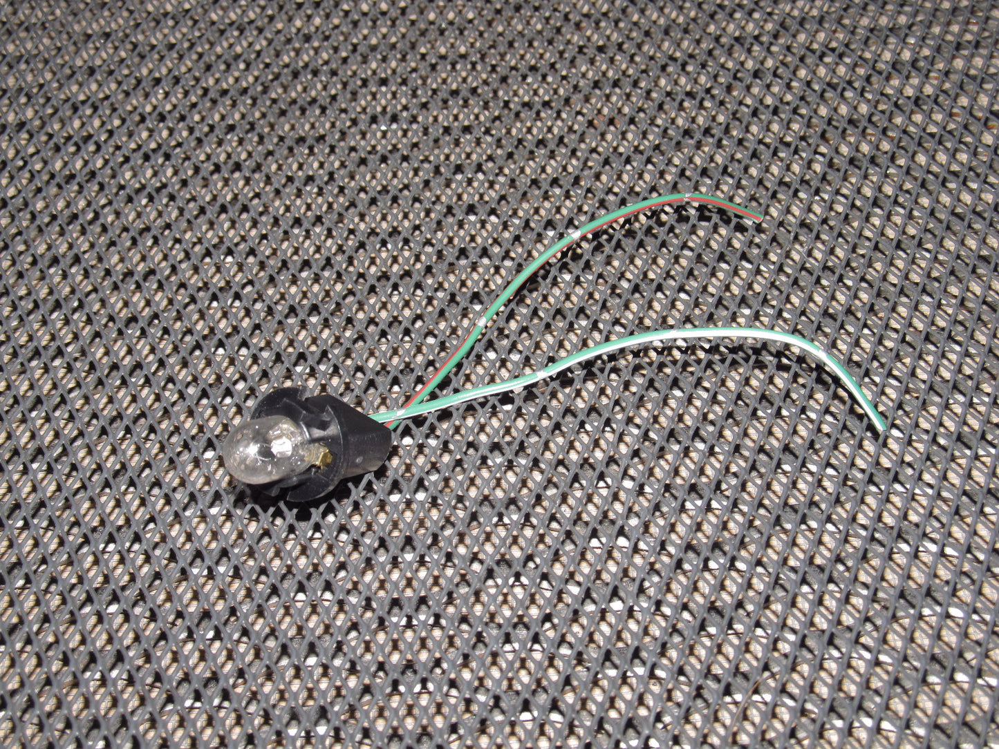 94 95 96 97 Mitsubishi 3000GT OEM Glove Box Light