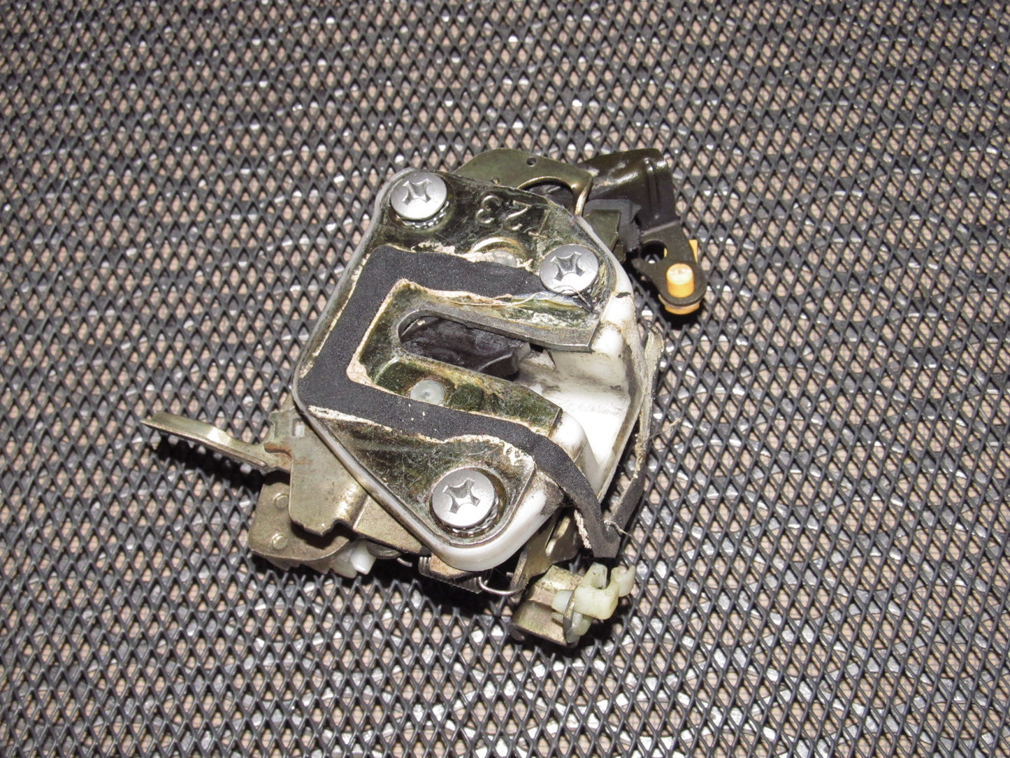 94 95 96 97 Mazda Miata OEM Door Latch - Right