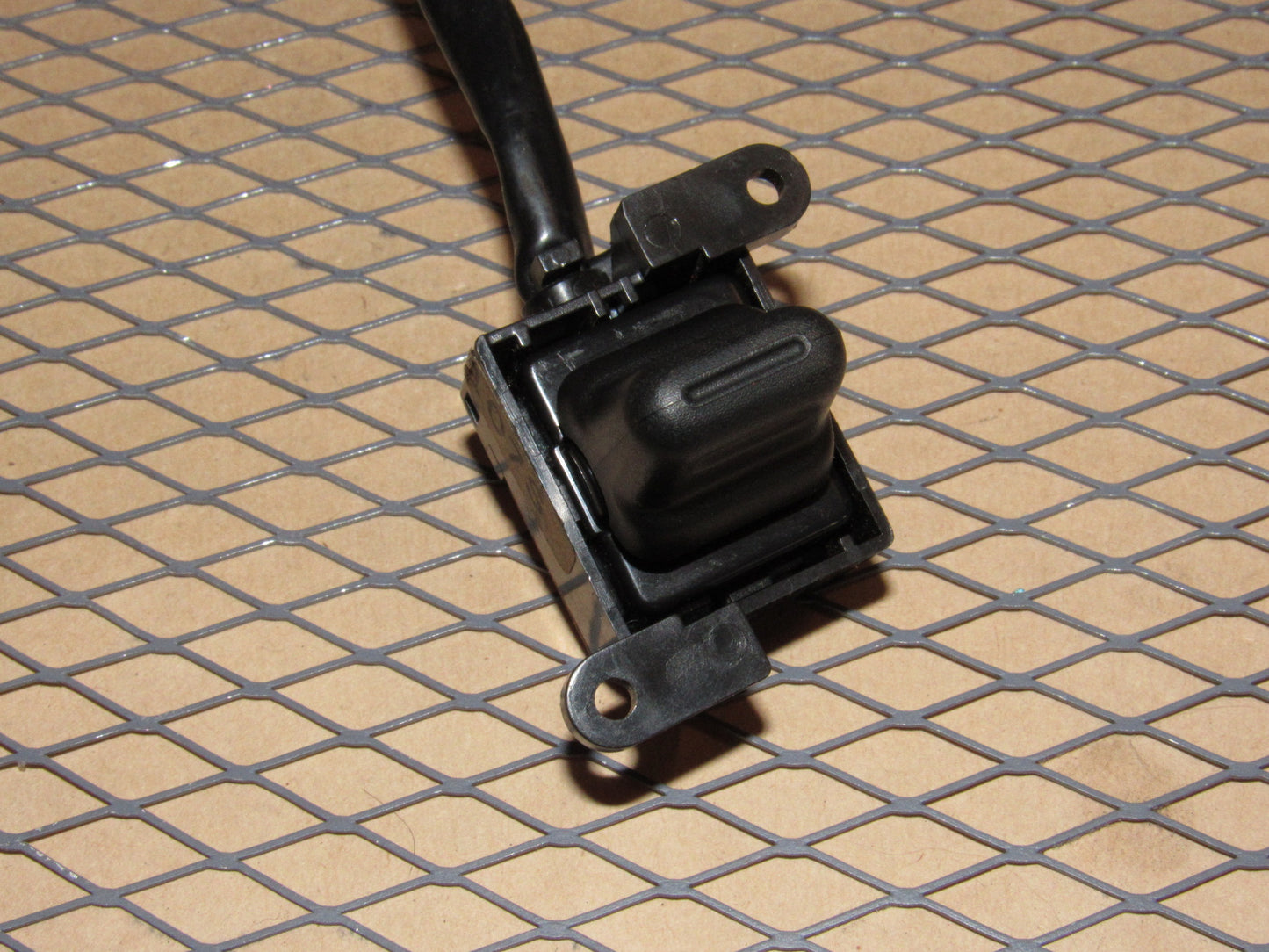 91 92 93 94 95 Acura Legend OEM Power Door Lock Switch