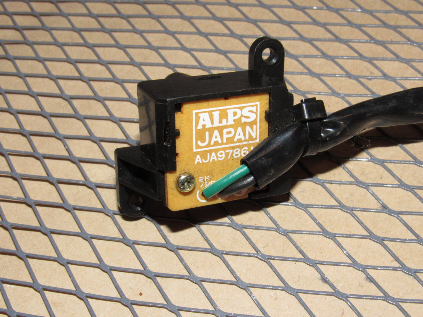 91 92 93 94 95 Acura Legend OEM Power Door Lock Switch