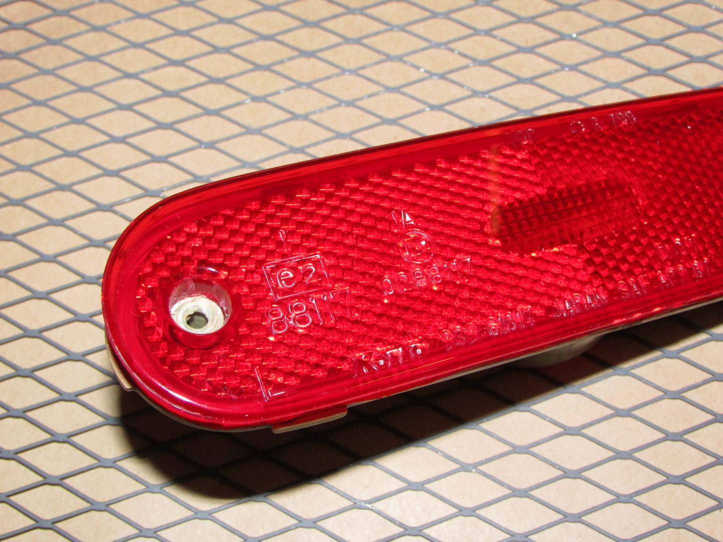 99 00 01 02 03 04 05 Mazda Miata OEM Rear Side Marker Light Lamp - Left