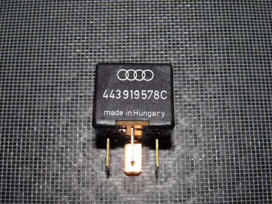 Audi & Volkswagen Universal Relay 443919578C
