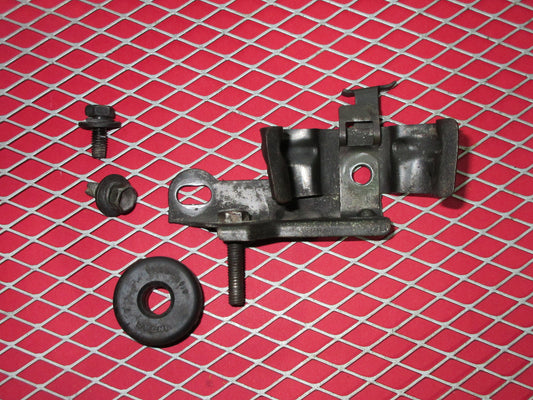92 93 Lexus ES300 OEM Radiator Coolant Over Flow Bracket