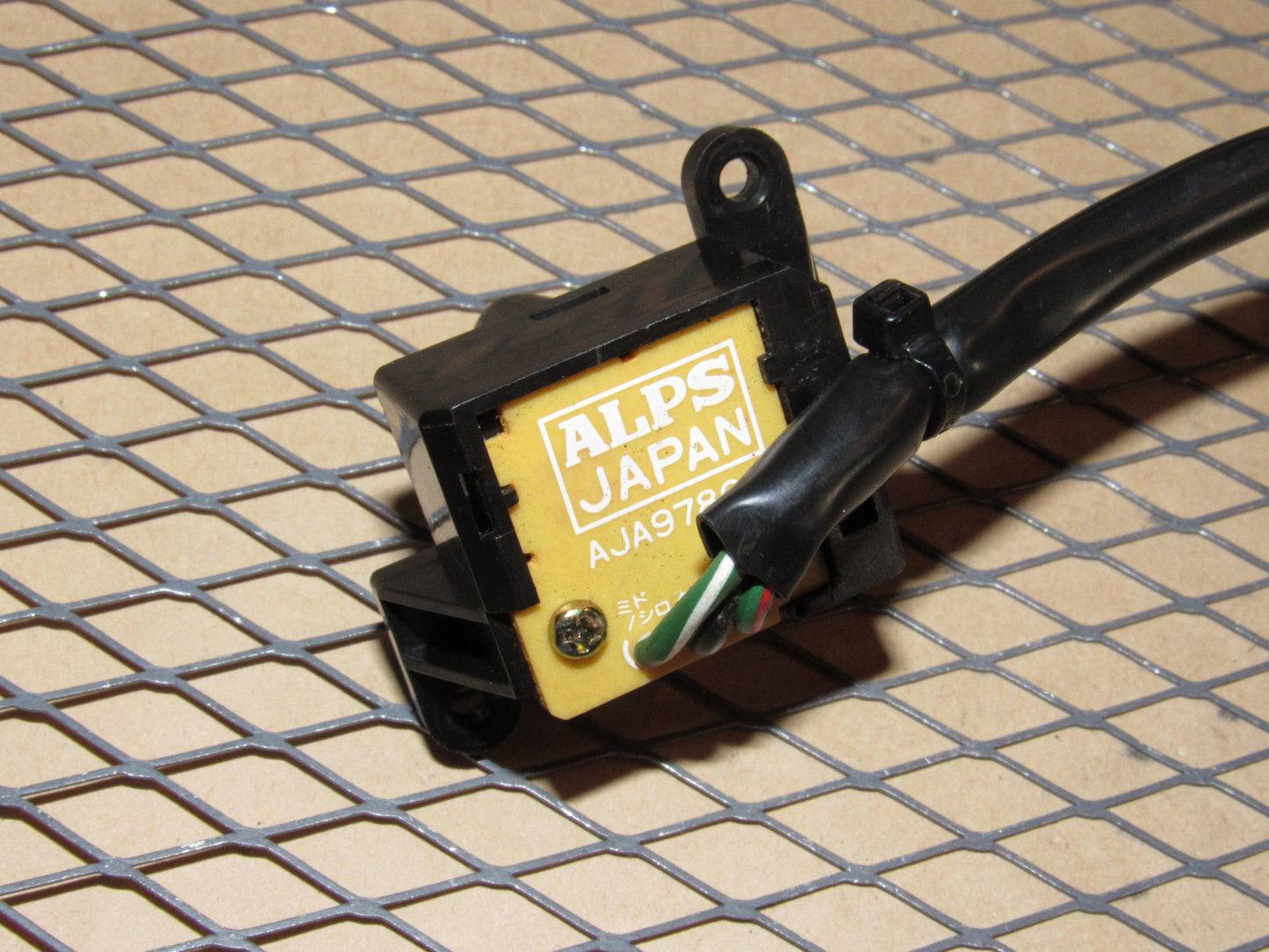 91 92 93 94 95 Acura Legend OEM Power Door Lock Switch
