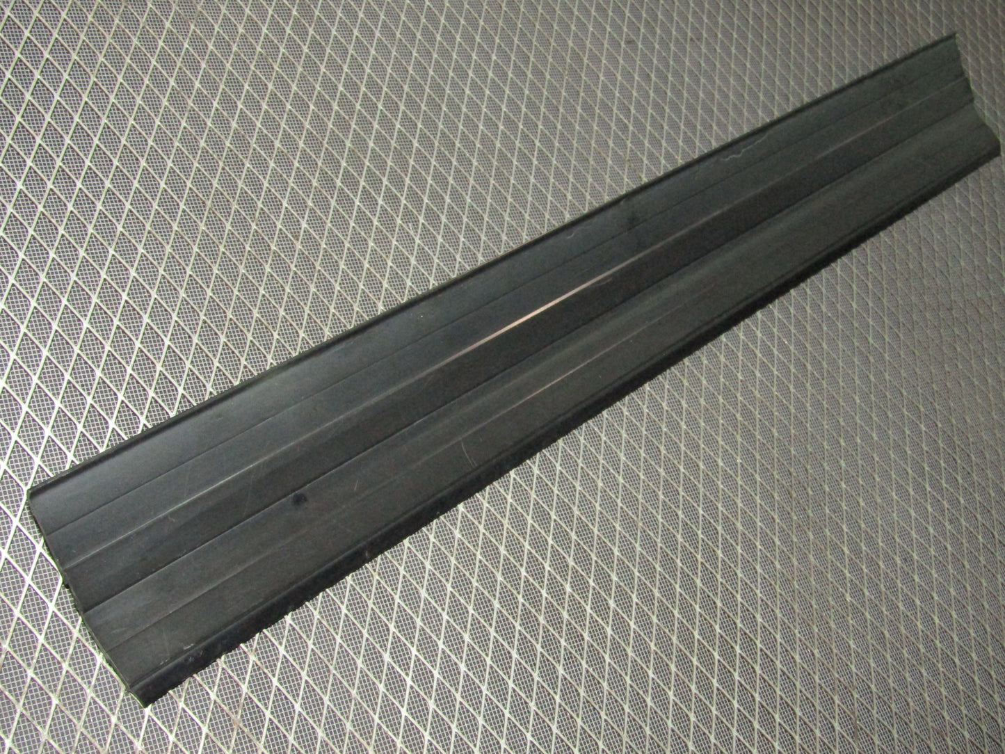 1992-1995 BMW 325 Sedan OEM Door Sills Panel Cover - Front Right