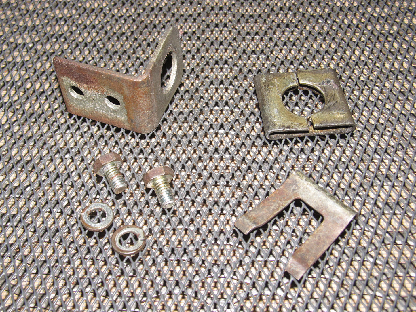 72 73 Datsun 240z OEM Rear Brake Hose & Line Holder Bracket - Right
