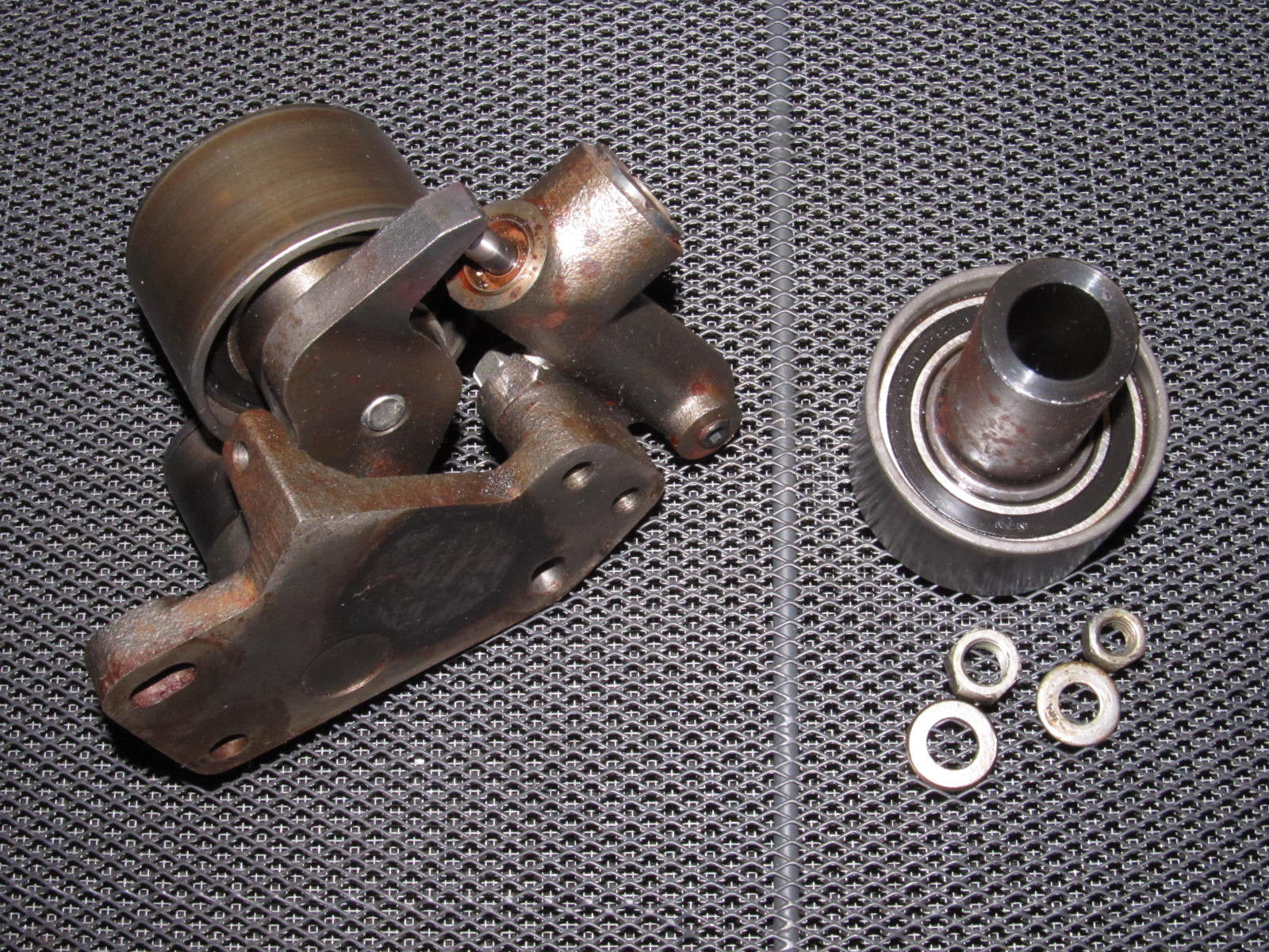 90 91 92 93 94 95 96 Nissan 300zx OEM Timing Belt Tension Pulley