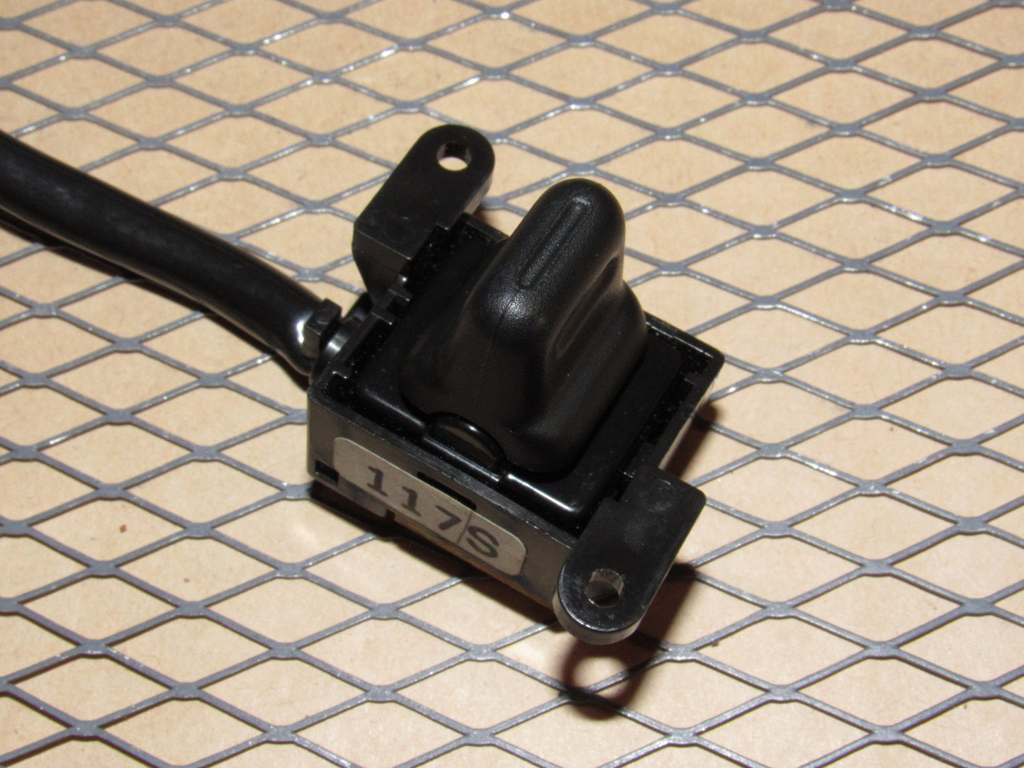 91 92 93 94 95 Acura Legend OEM Power Door Lock Switch