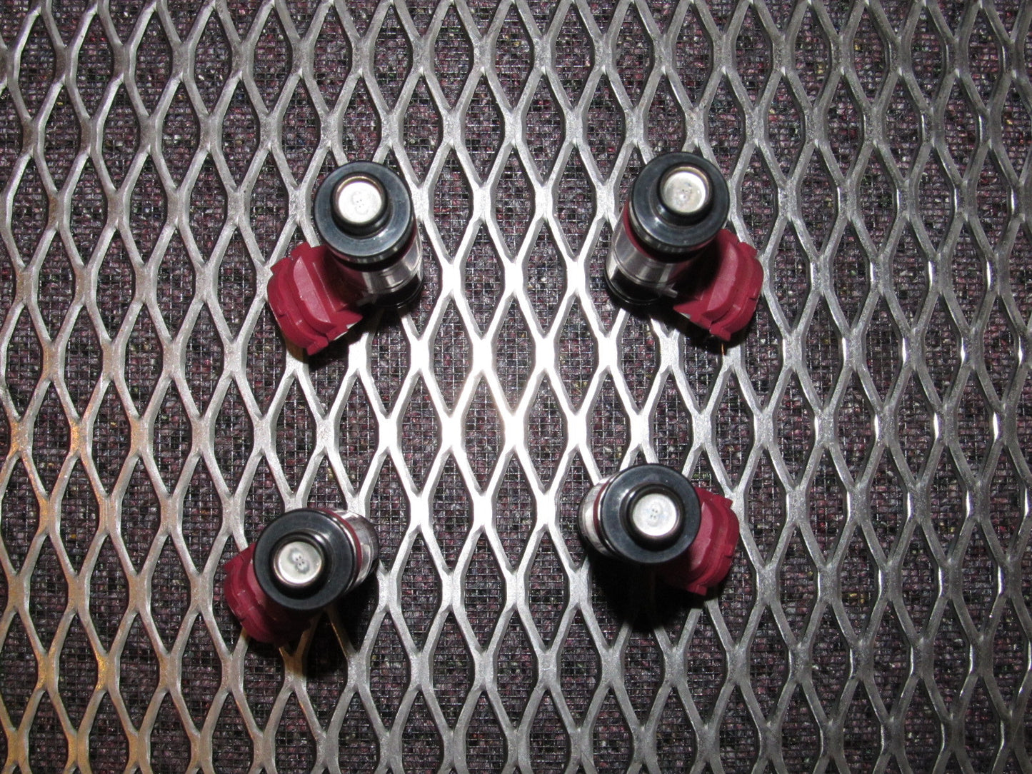 99 00 Mazda Miata OEM Fuel Injector Set