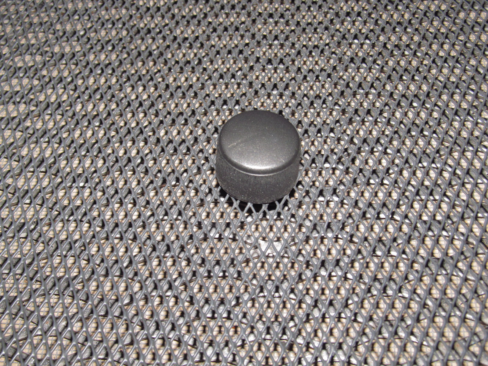 94 95 96 97 Mitsubishi 3000GT OEM Radio Stereo Volume Knob