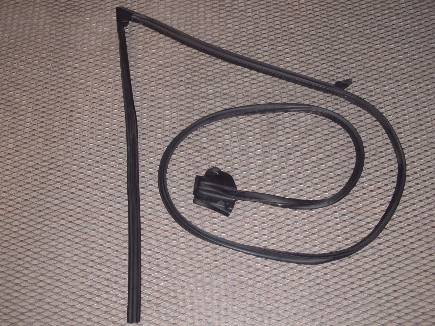 94 95 96 97 Mazda Miata OEM Door Weather Stripping - Right