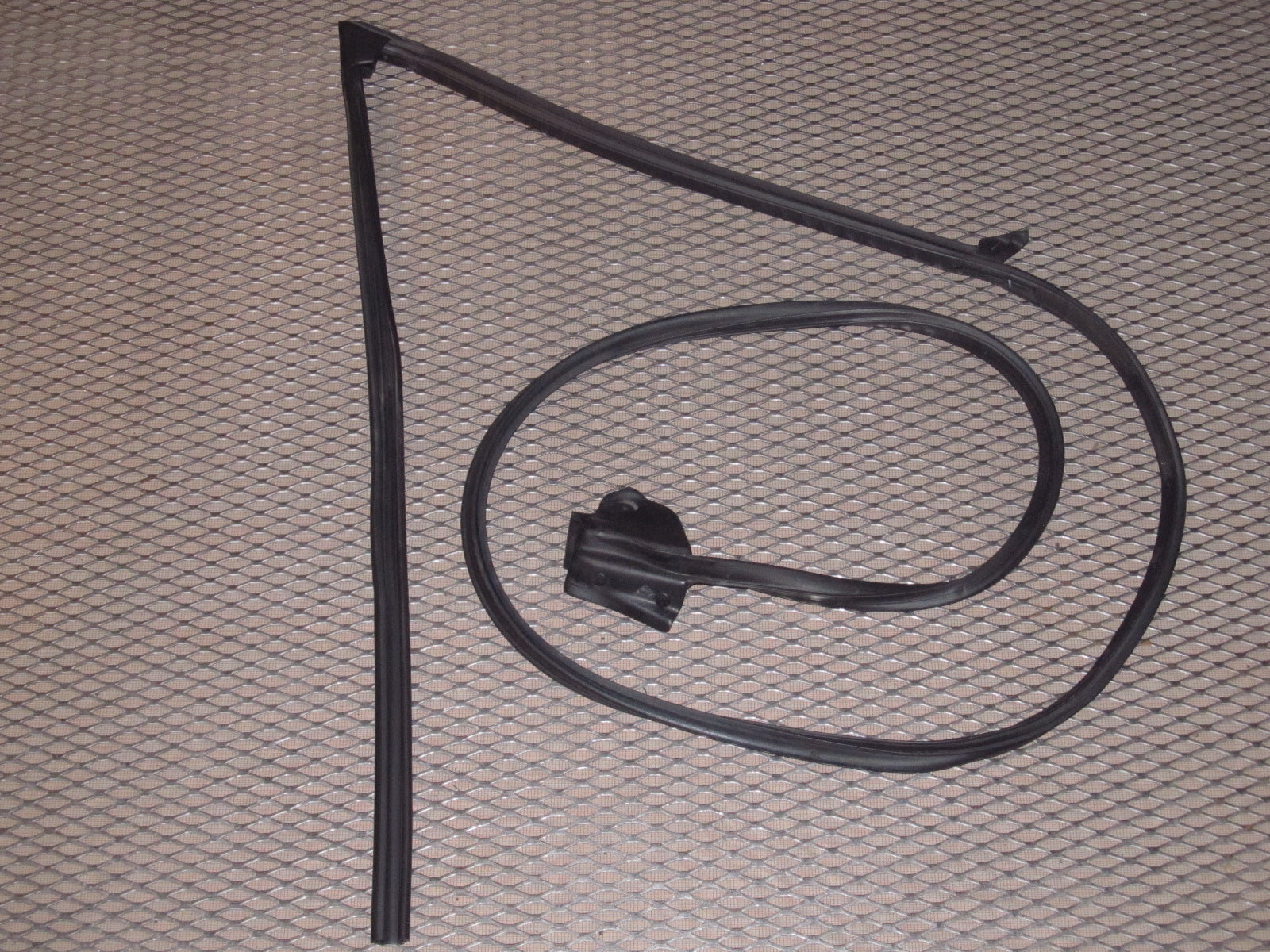 94 95 96 97 Mazda Miata OEM Door Weather Stripping - Right