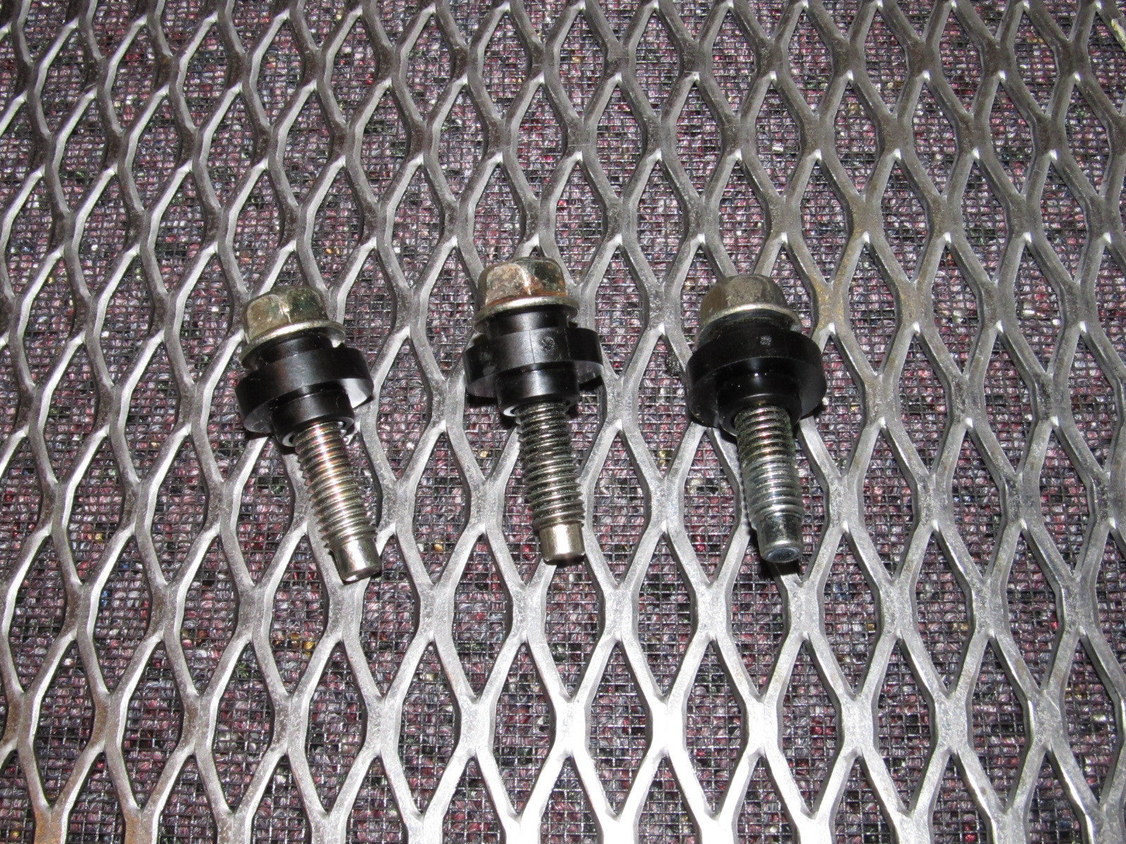 99 00 Mazda Miata OEM Fuel Rail Mounting Bolt & Spacer