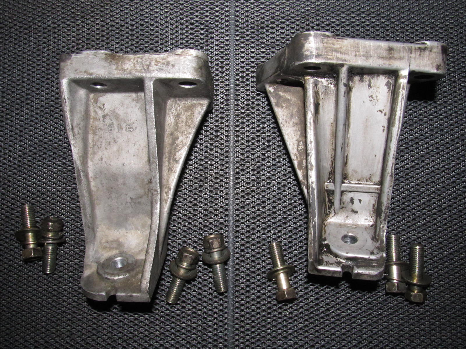 90 91 92 93 94 95 96 Nissan 300zx OEM Aluminum Motor Mount Bracket Set