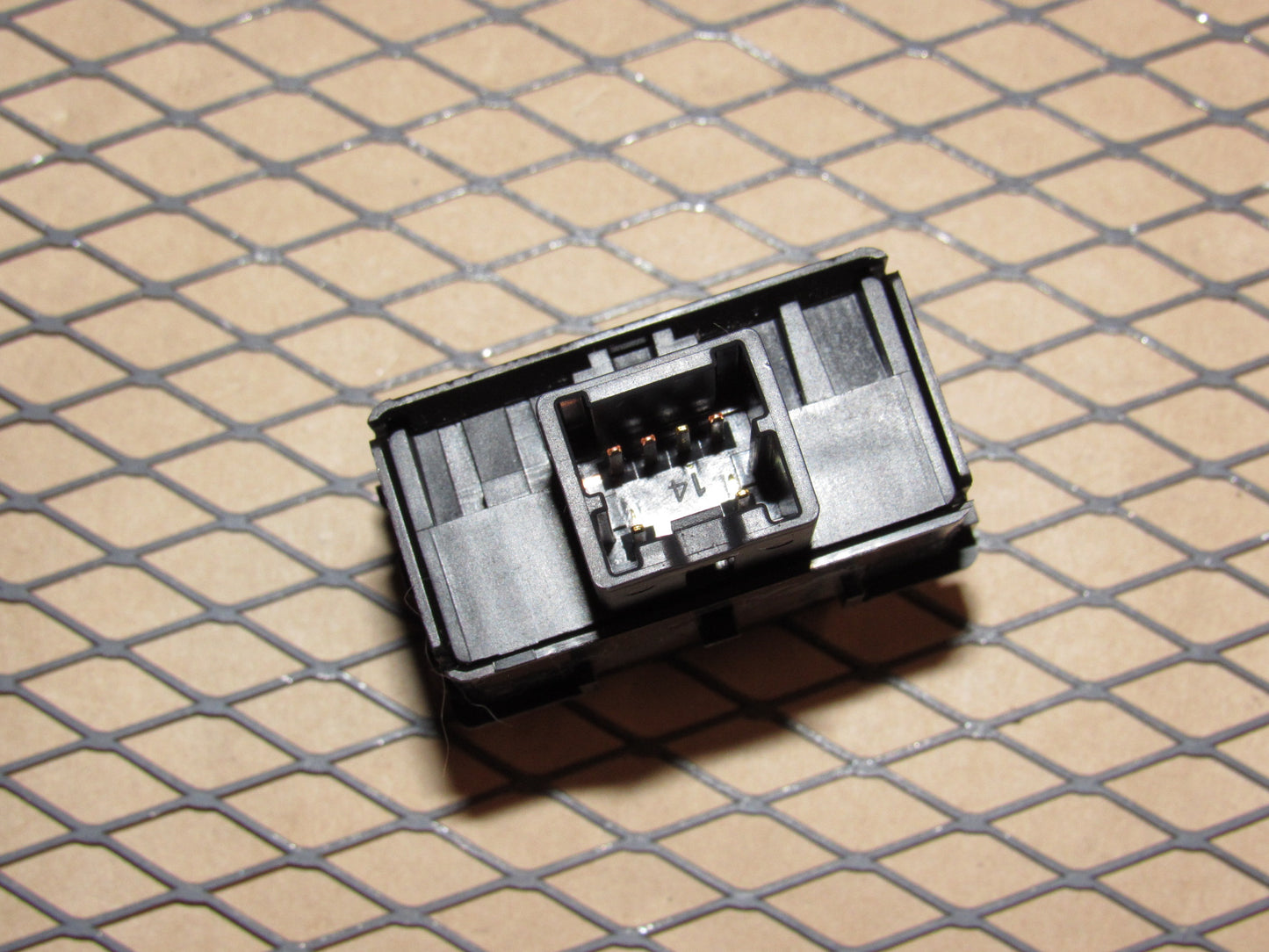 08 09 10 11 12 13 14 15 Nissan Rogue OEM All Wheel Drive AWD Switch