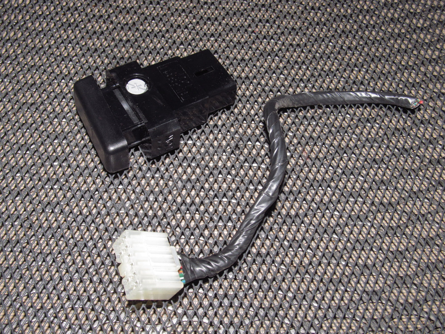 94 95 96 97 Mitsubishi 3000GT OEM Hazard Switch