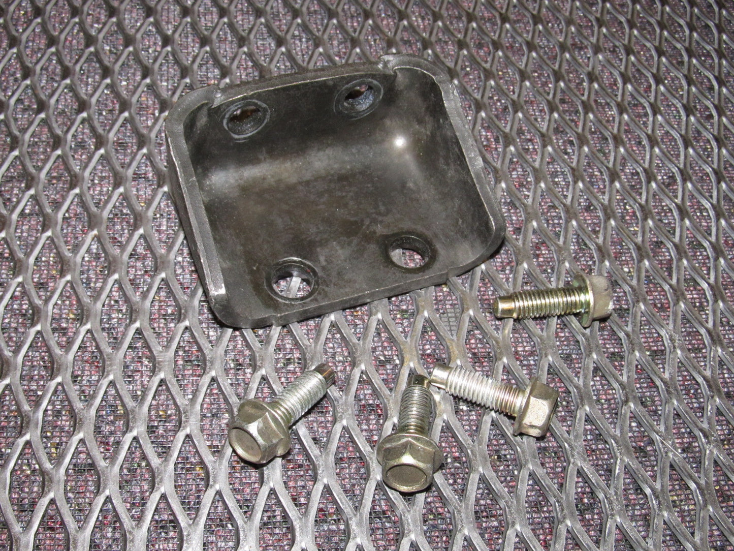 99 00 Mazda Miata OEM Intake Manifold Mounting Bracket