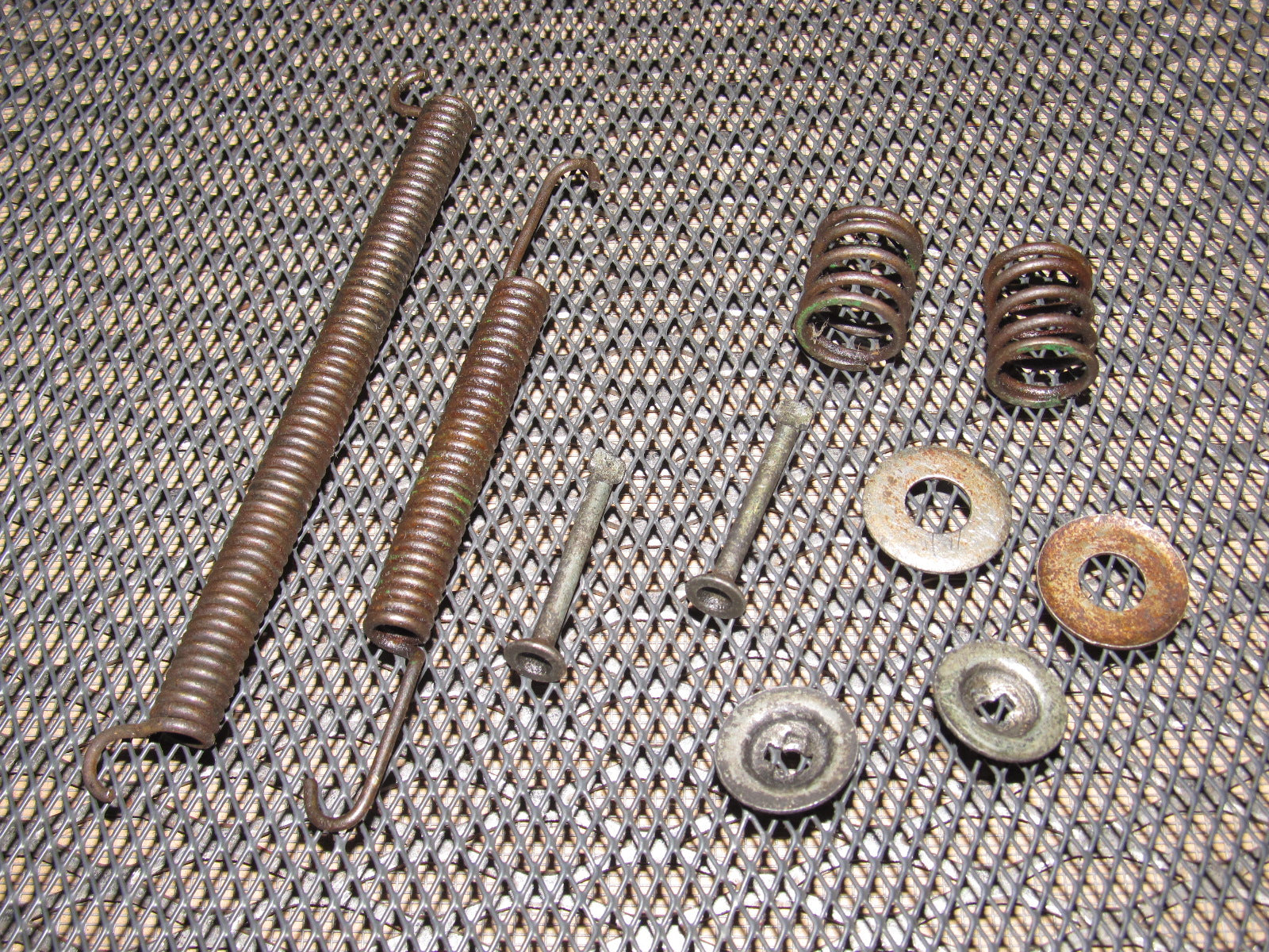 72 73 Datsun 240z OEM Rear Drum Brake Return Spring - Right
