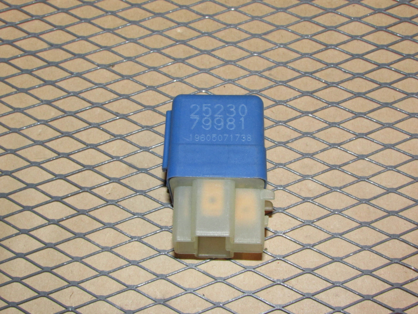 Nissan & Infiniti Relay 25230-79981