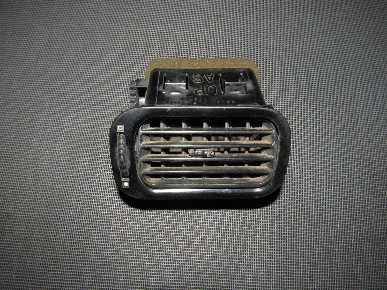 89 90 91 92 93 94 Nissan 240SX OEM Dash Heater A/C Vent - Right