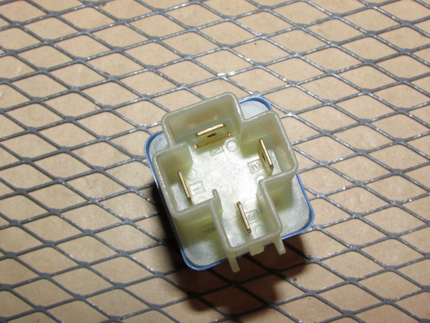 Nissan & Infiniti Relay 25230-79981