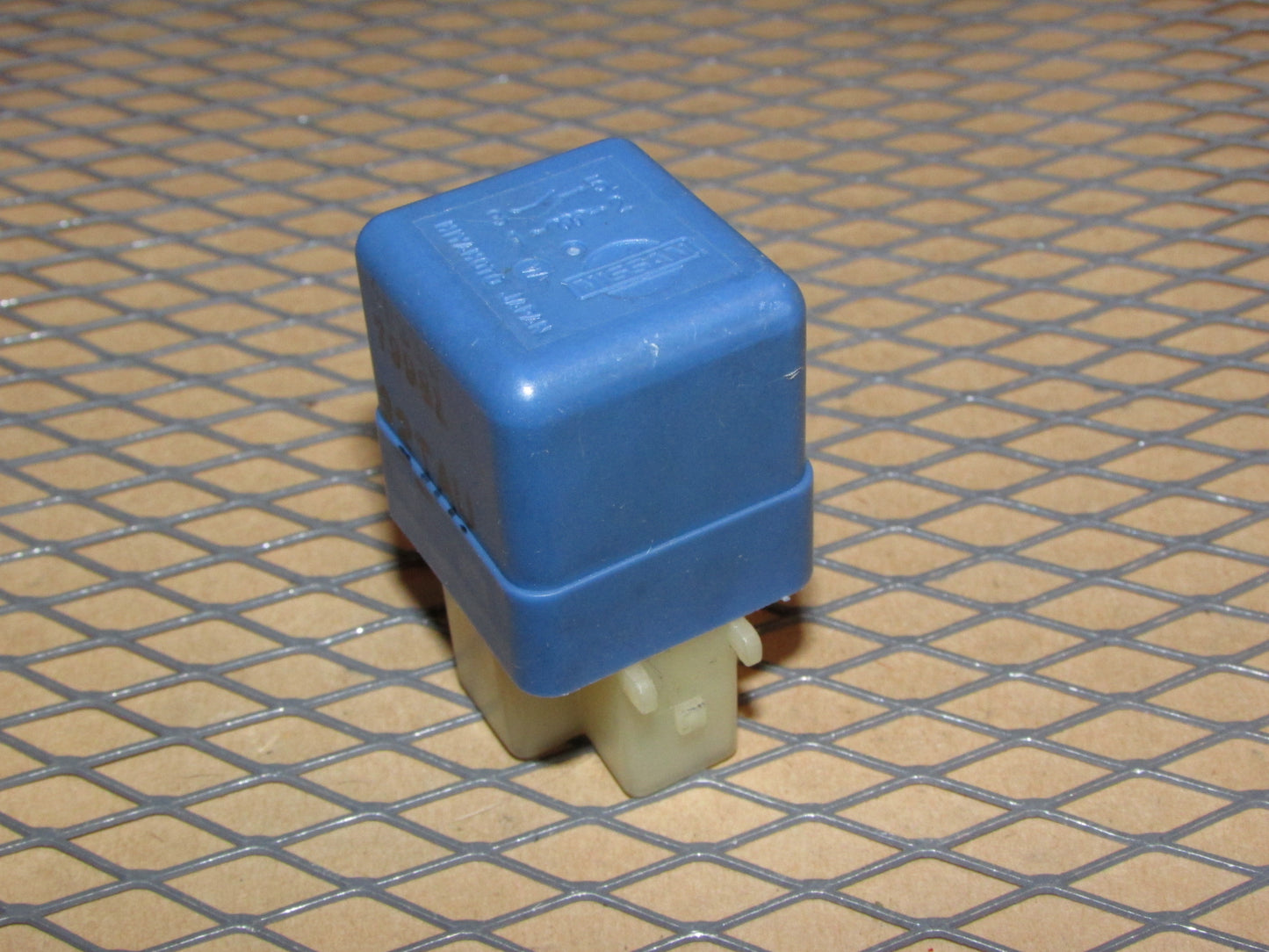 Nissan & Infiniti Relay 25230-79981