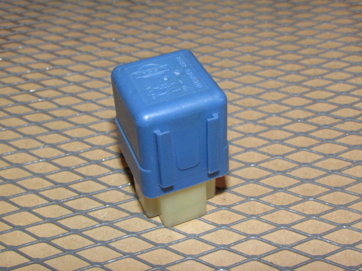 Nissan & Infiniti Relay 25230-79981