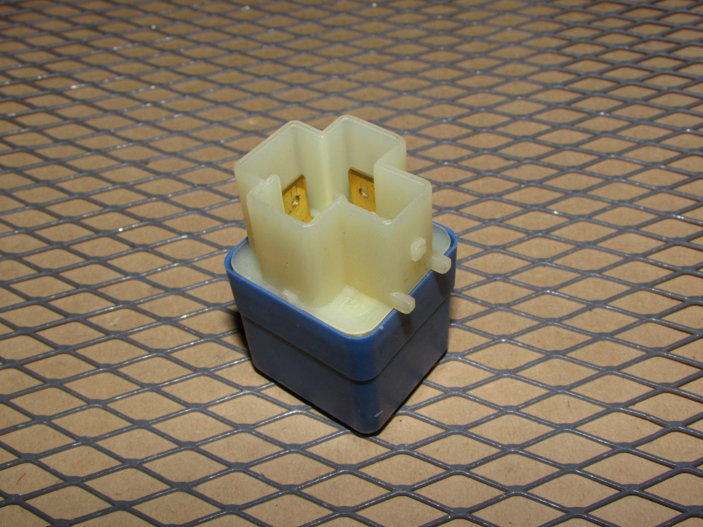 Nissan & Infiniti Relay 25230-79981