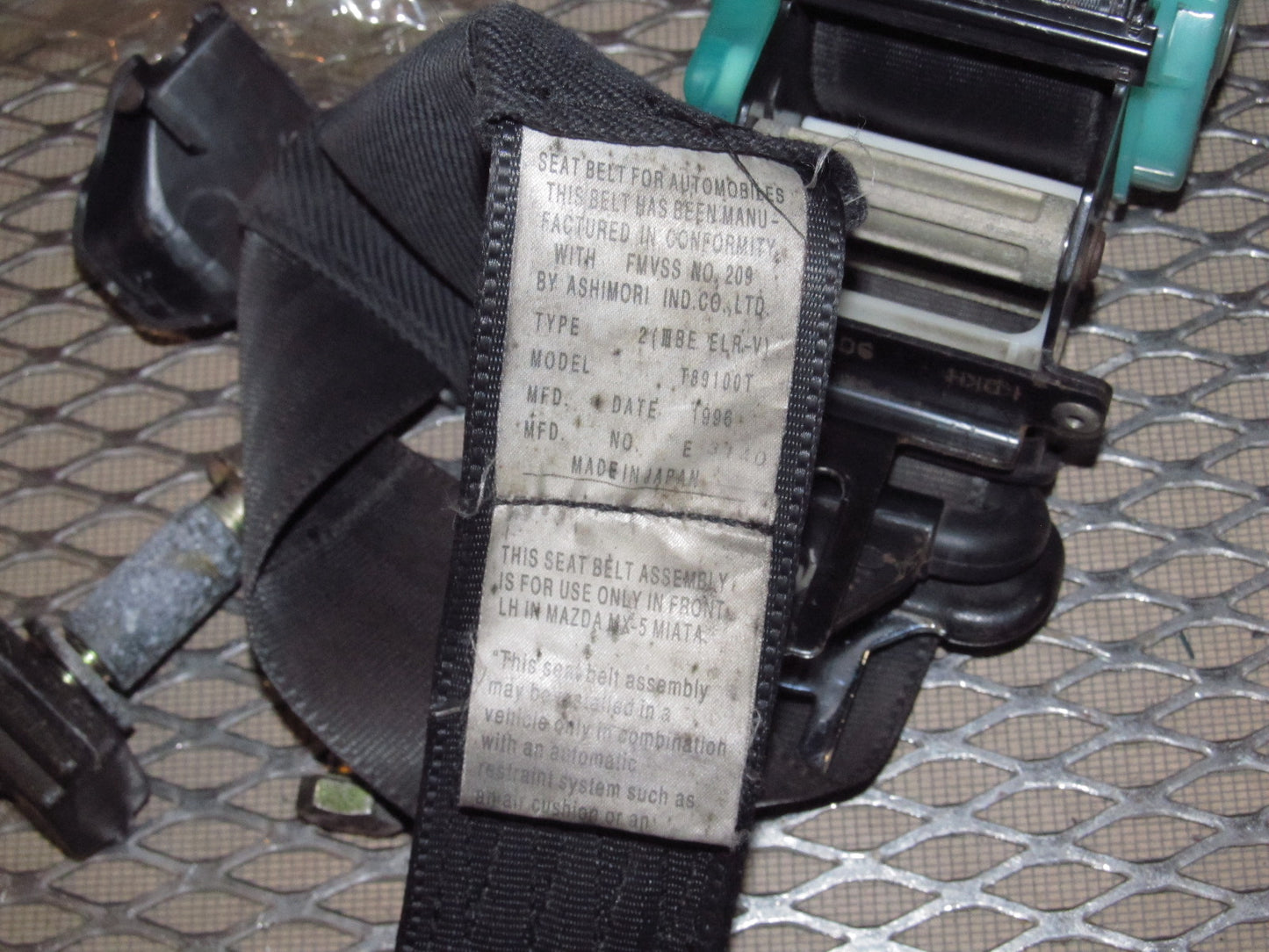94 95 96 97 Mazda Miata OEM Seat Belt - Left