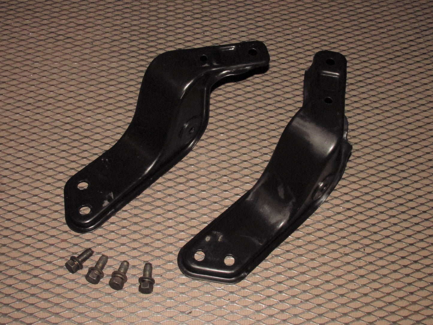 90 91 92 93 94 95 96 Nissan 300zx OEM Front Torsion Tension Rod Bracket Arm