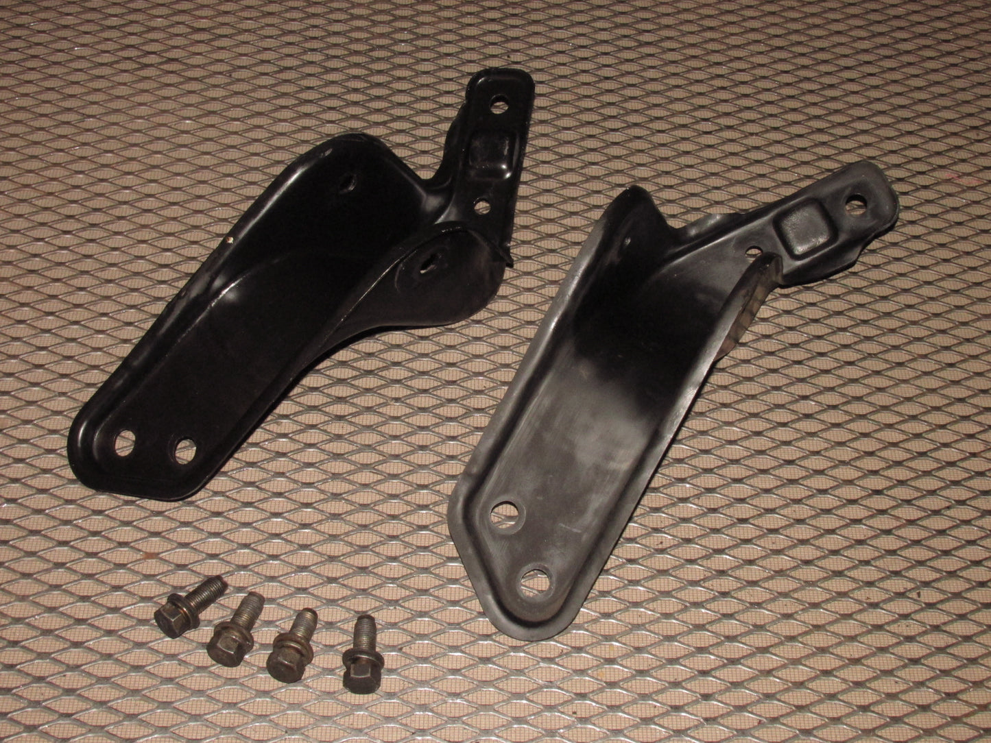 90 91 92 93 94 95 96 Nissan 300zx OEM Front Torsion Tension Rod Bracket Arm