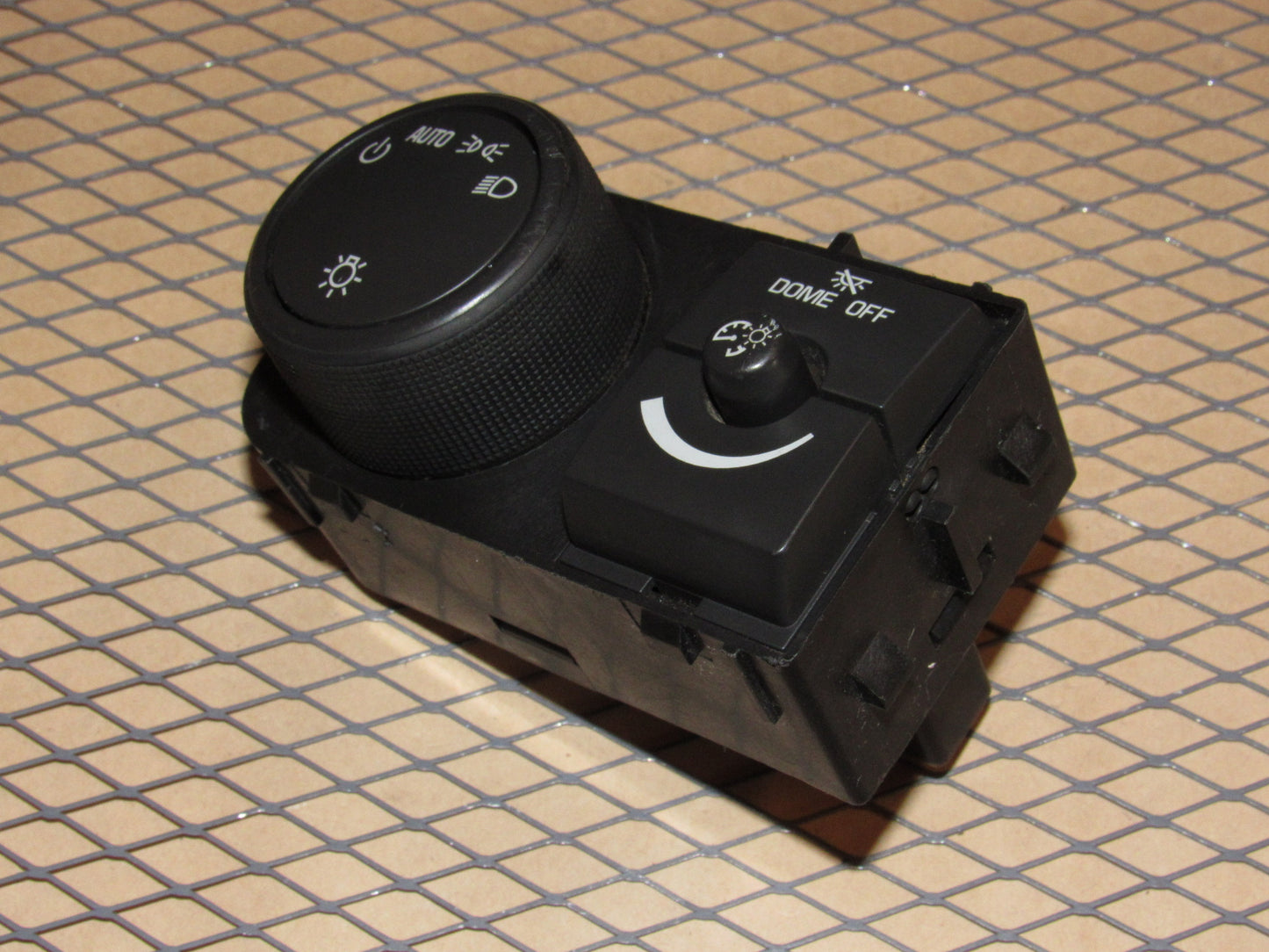 07 08 09 10 11 12 13 14 GMC Yukon OEM Headlight & illumination Dimmer Switch