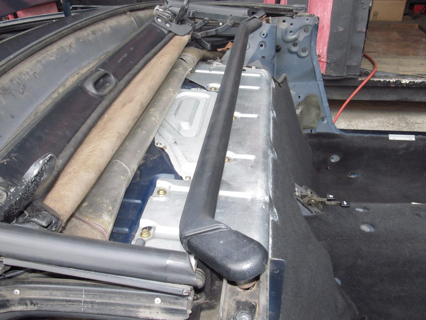 94 95 96 97 Mazda Miata OEM Rear Strut Bar