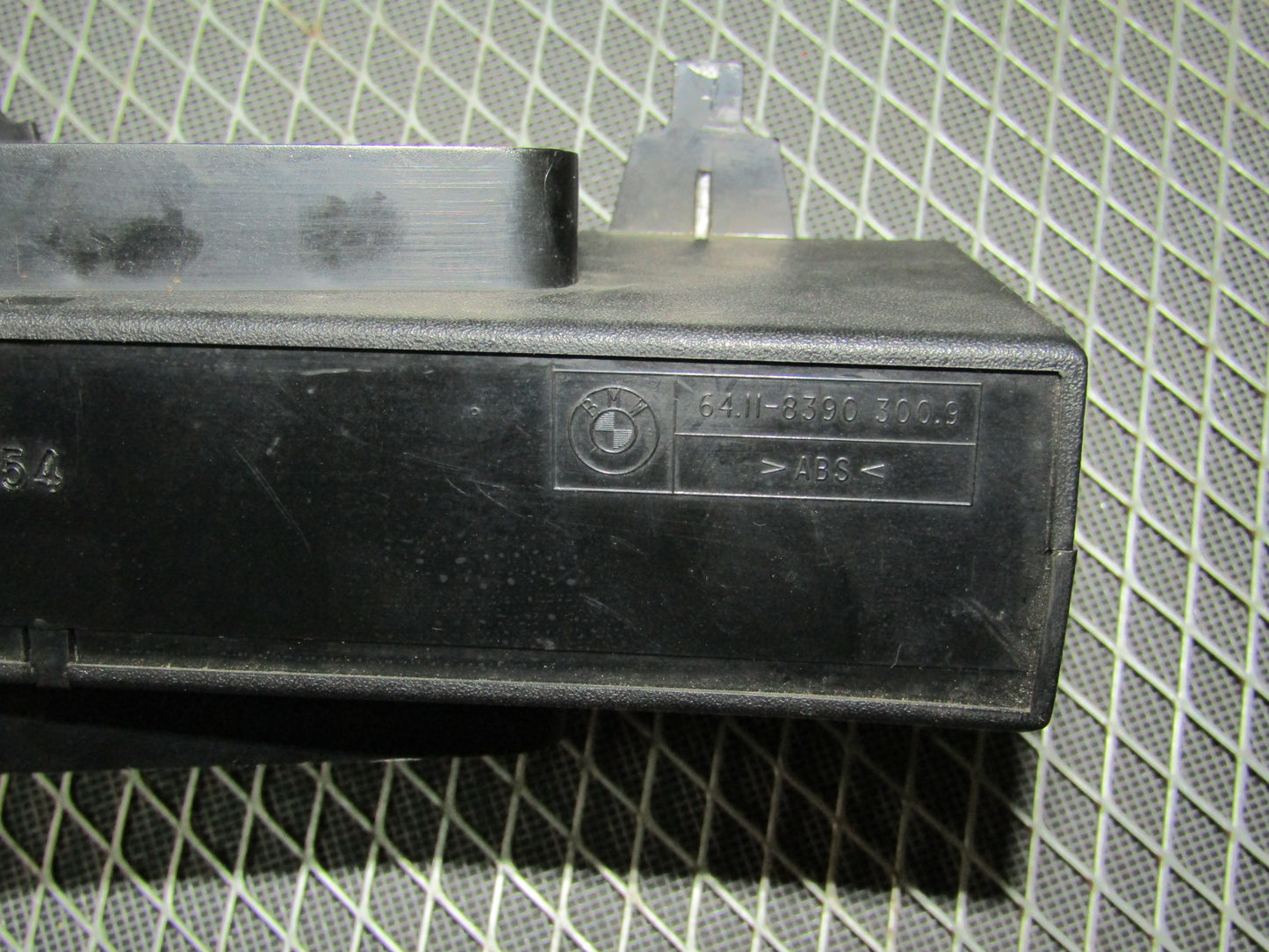 1992-1995 BMW 325 Sedan OEM Climate Control Module 64.11-8391512.1