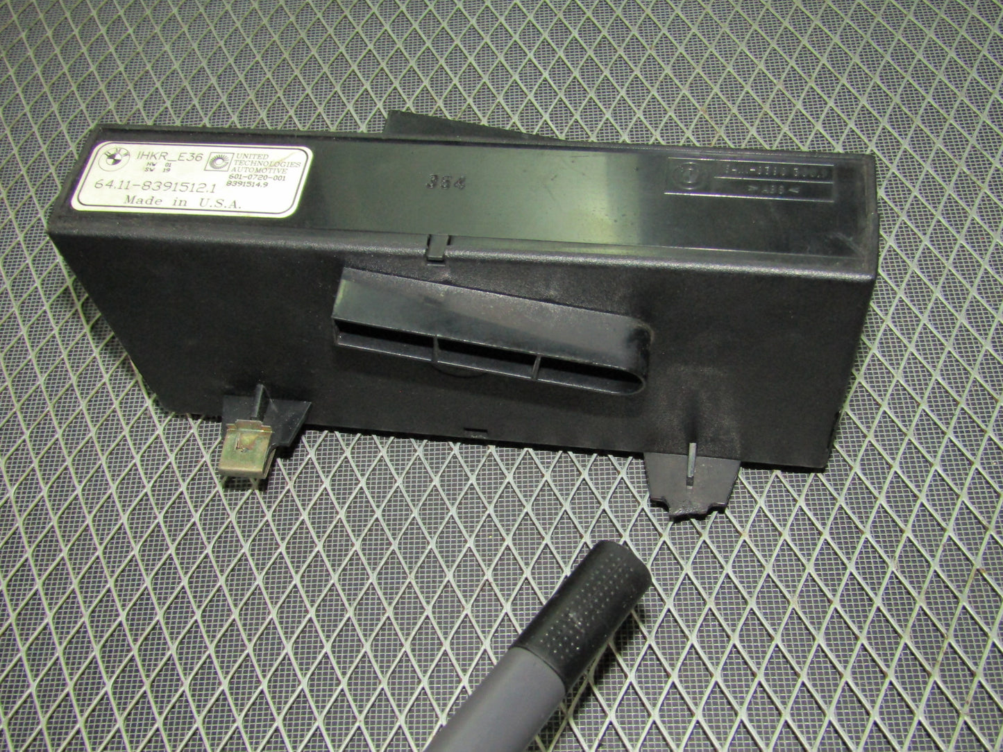 1992-1995 BMW 325 Sedan OEM Climate Control Module 64.11-8391512.1